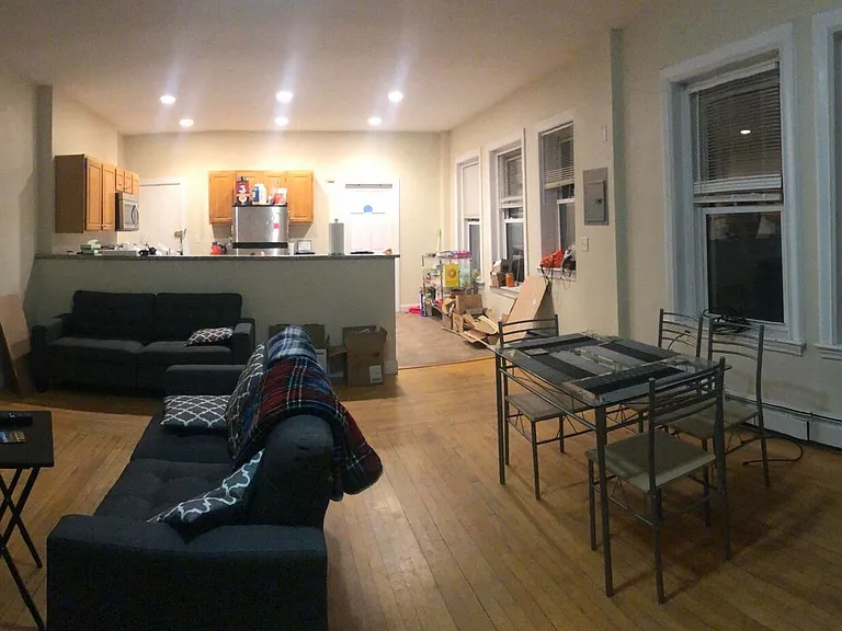 1292 Commonwealth Ave #4 — Photo 10