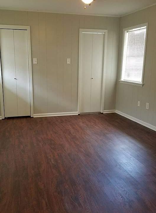 1st image of 24646 Eisenhower Dr
