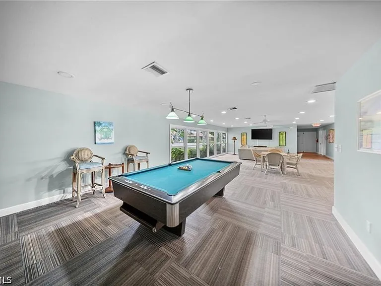 4295 Island Cir #2 — Photo 36