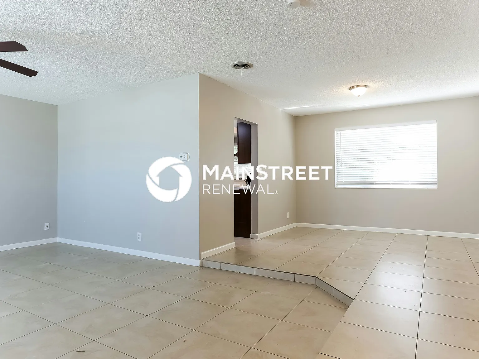 4220 NW 23rd St — Photo 3