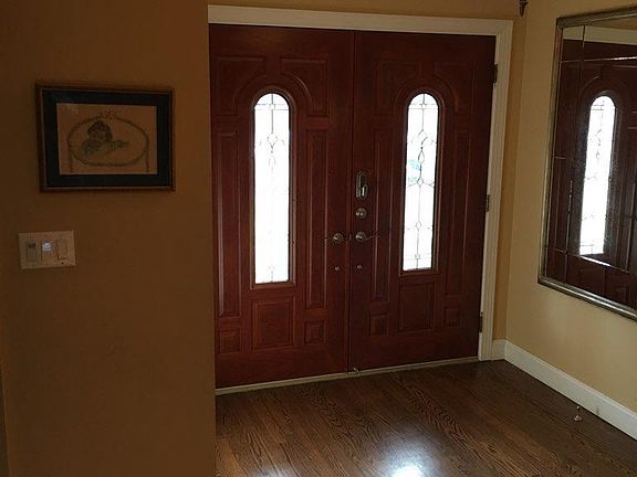 4th image of 1434 Heathwood Ave