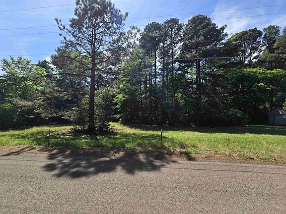 4th image of 4520 Surratt Rd