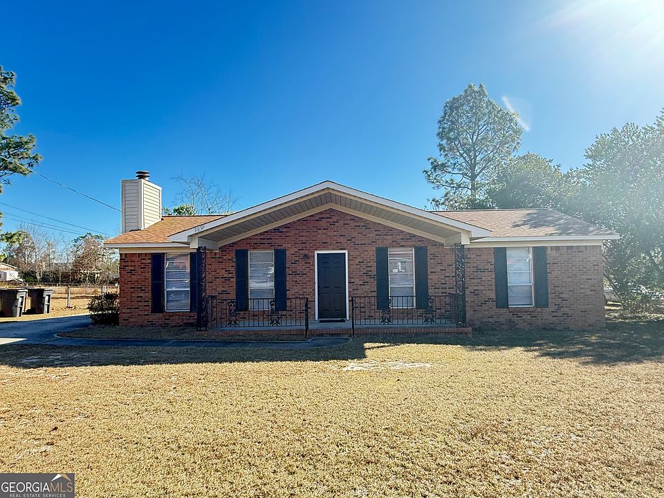 1st image of 3859 Fairington Dr