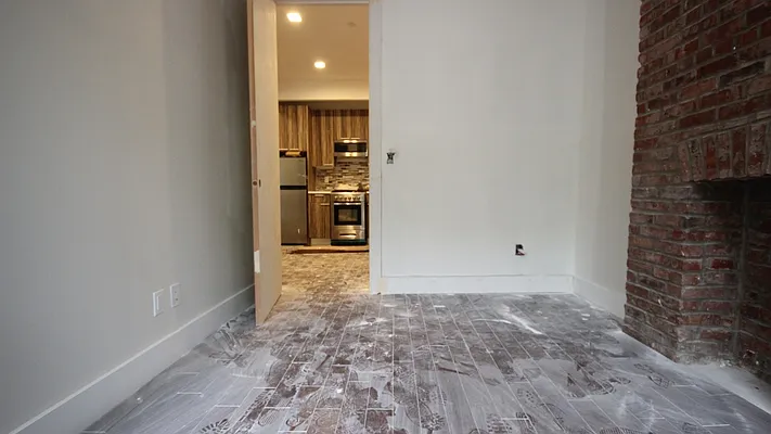 Rented by Nooklyn NYC LLC | media 9