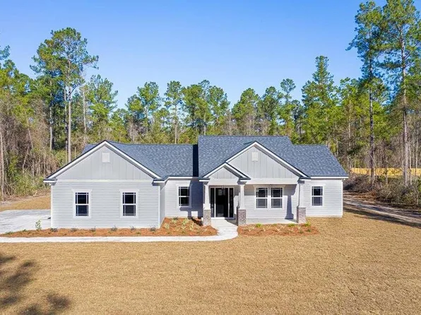 31 Sellars Dr, Crawfordville, FL 32327