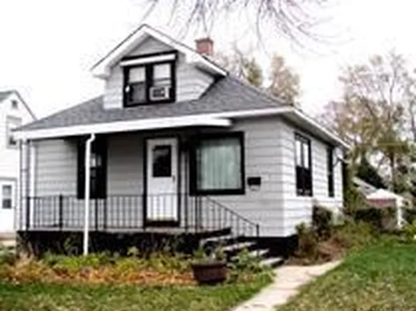 6711 36th Ave, Kenosha, WI 53142
