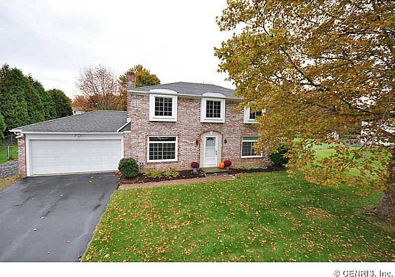 1st image of 1431 Chigwell Ln N