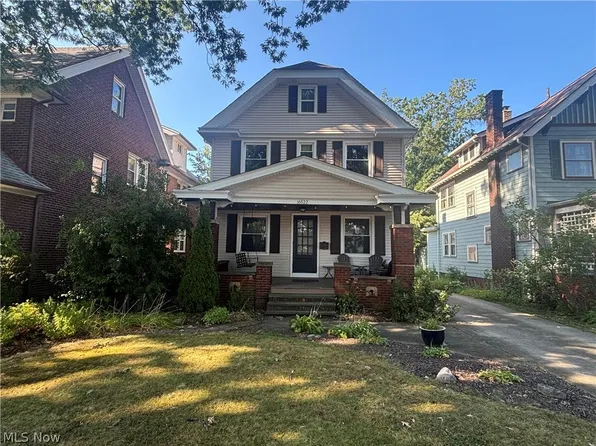 16522 Clifton Blvd, Lakewood, OH 44107