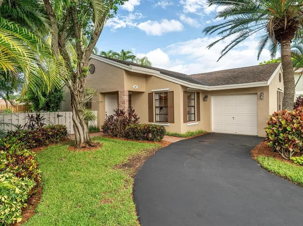 541 Auburn Way, Davie, FL 33325