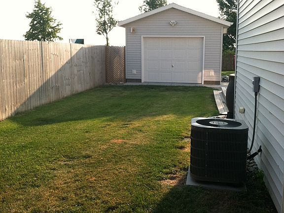 3rd image of 3910 Haleigh Dr