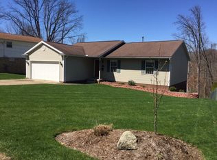 629 Pinewood Ave SW, Massillon, OH 44646