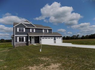 6573 11 Mile Rd NE, Rockford, MI 49341