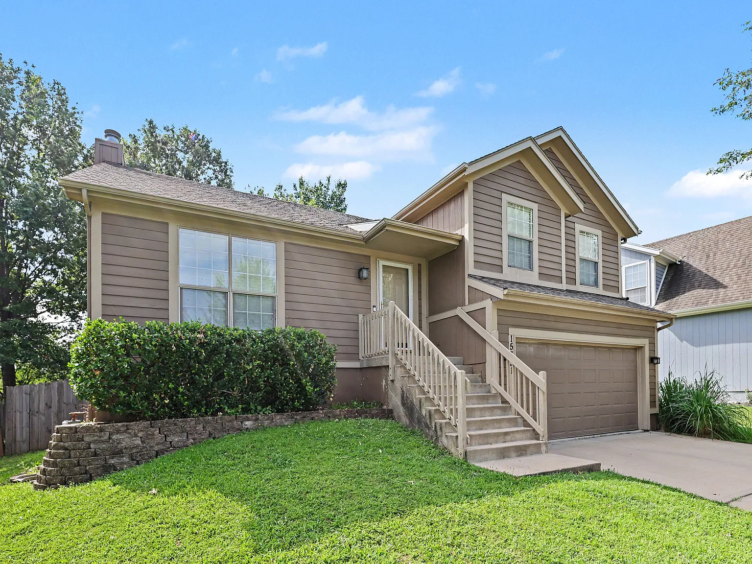 4 bed, 1850 sqft, $2,700 — Photo 4