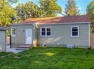 3213 Seneca Ave, Des Moines, IA 50310