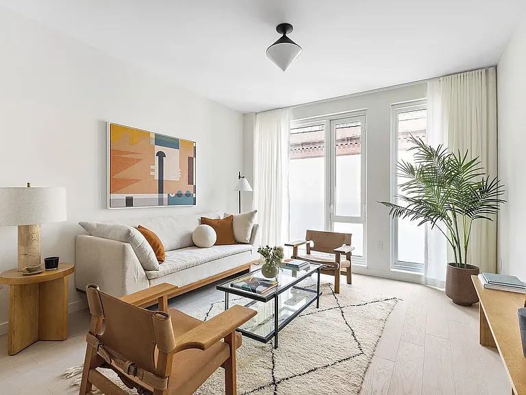 144 1st St #6G — Photo 9