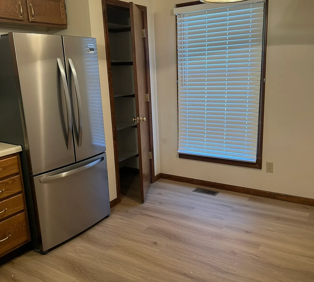 2 bed, 1119 sqft, $1,550 — Photo 3