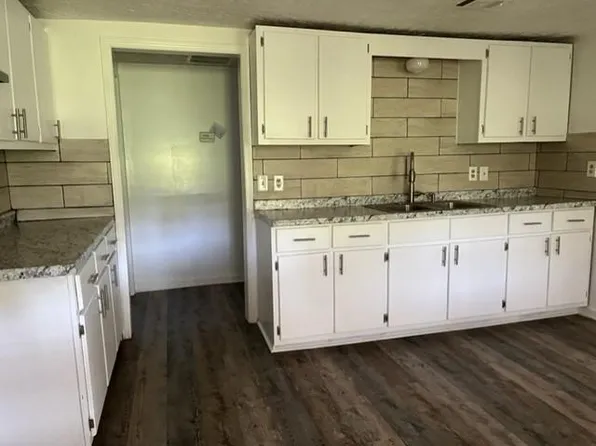 (undisclosed Address), Pocahontas, AR 72455