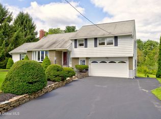 603 Saratoga Rd, Glenville, NY 12302