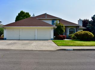 11117 NW 6th Ave, Vancouver, WA 98685