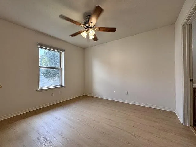 1024 Audubon St — Photo 6