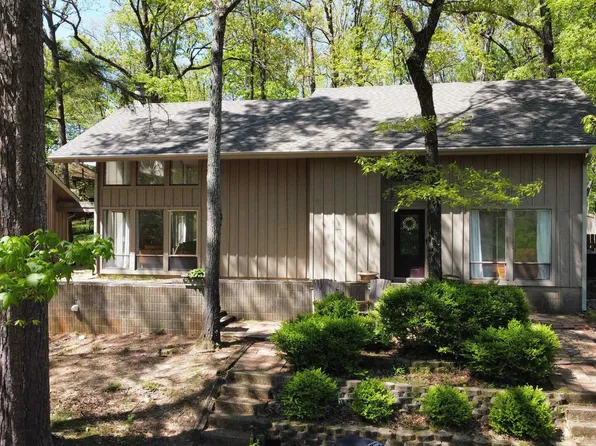 1409 Misty Dr, Benton, AR 72019