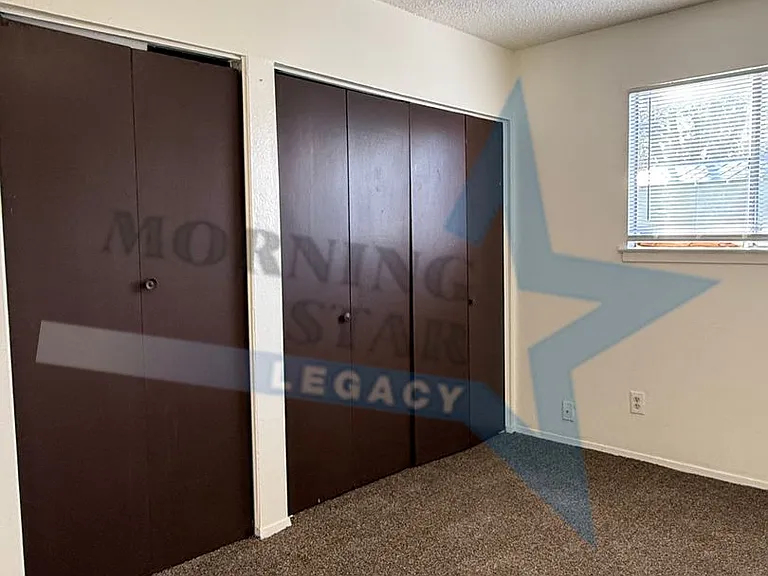 Puerta Del Sol Apartments — Photo 11