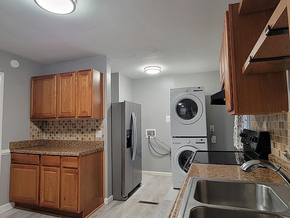 5th image of 3417 Sunnyside Dr
