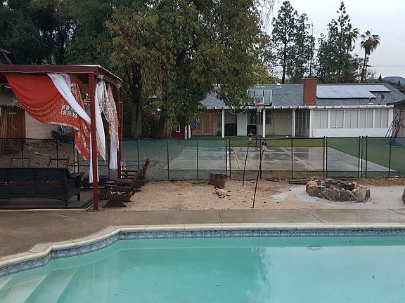 5th image of 5404 N Electric Ave