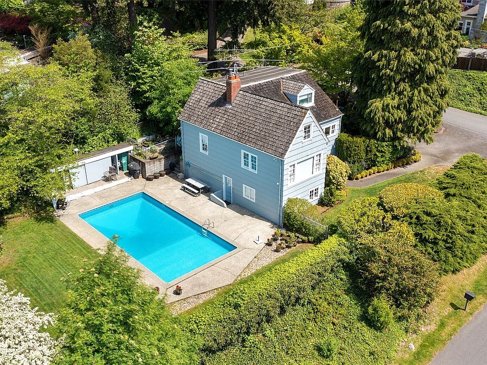 1st image of 701 95th Avenue NE