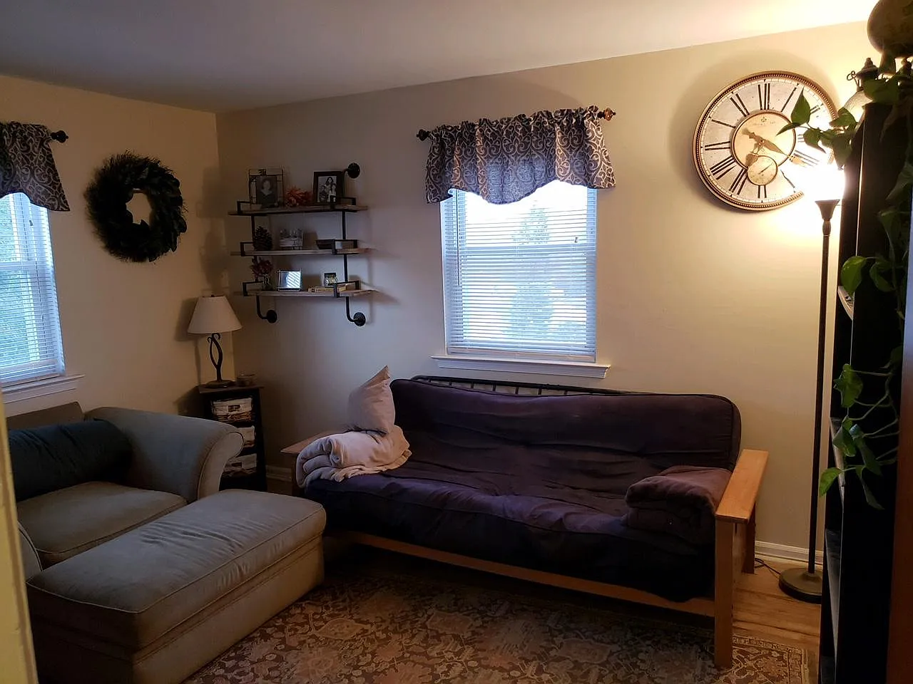 2 bed, 1000 sqft, $1,800 — Photo 3