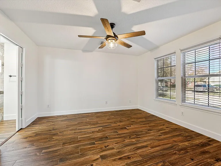262 Rolling Brook Dr — Photo 14