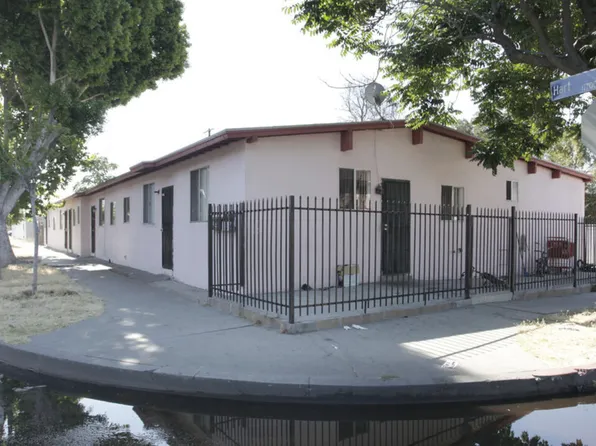 11720 Hart St, North Hollywood, CA 91605