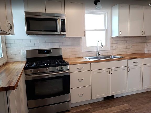 3rd image of 25 Church St #1