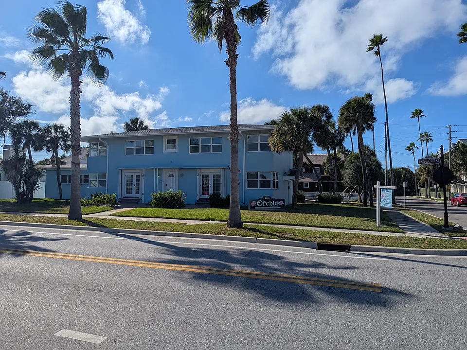 2706 Pass A Grille Way #1