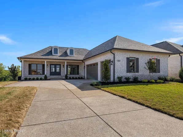 130 Noblewood Blvd, Jeffersonville, IN 47130