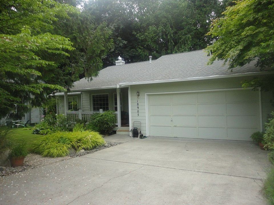 1st image of 18905 NE Meadow Run Dr