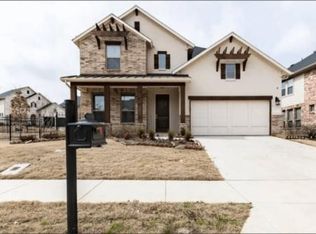 7447 Reverchon Dr, Irving, TX 75063