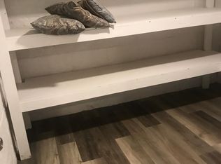 243 Rider Ave #1, Malverne, NY 11565