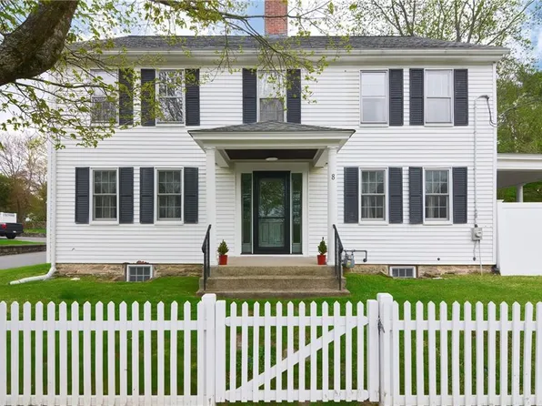 8 Greene St, North Smithfield, RI 02896