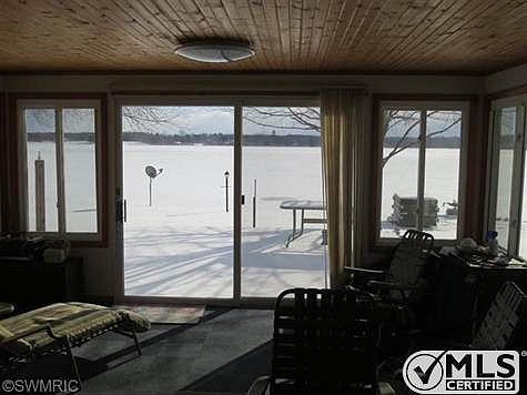 4th image of 3900 Sunny Dr