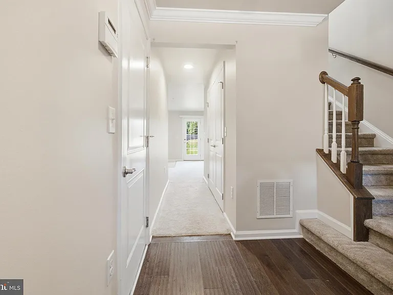 20 Twomey Ct — Photo 28