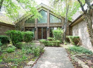 2436 Tennyson Ln, Highland Park, IL 60035