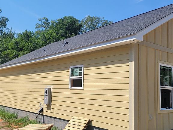5th image of 28 Pine St