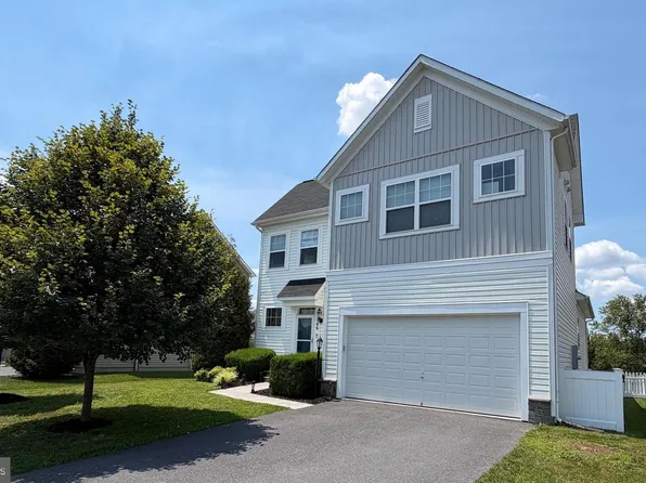 146 Blackford Dr, Stephenson, VA 22656