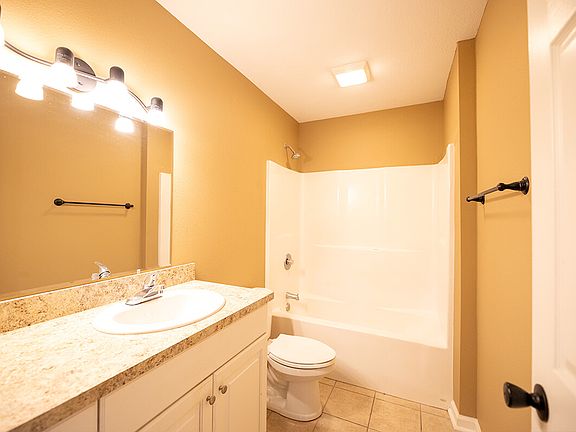 308A-FONTENOT-bathroom1-1_12032024
