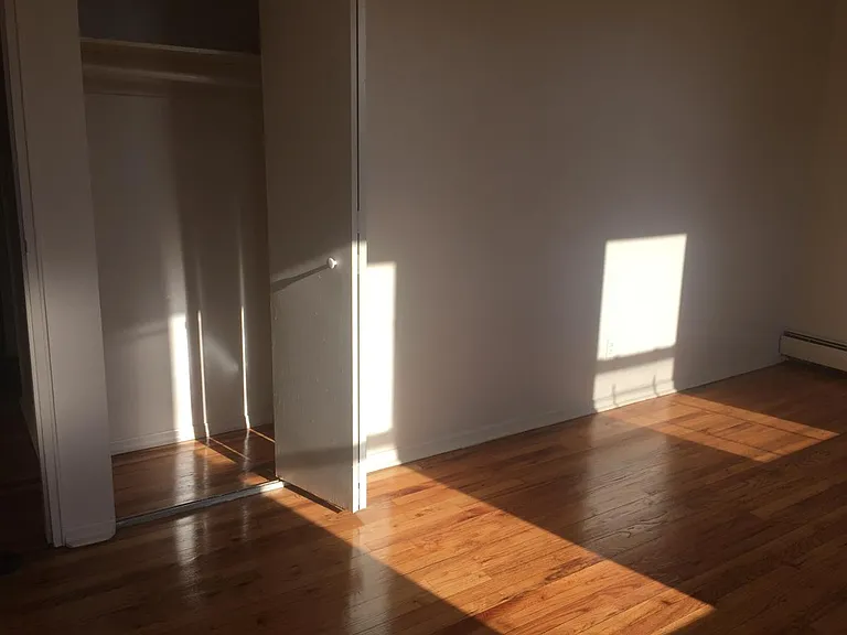 564 Jersey Ave #4 — Photo 9