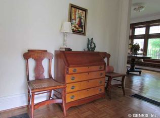 8 Arnold Park, Rochester, NY 14607