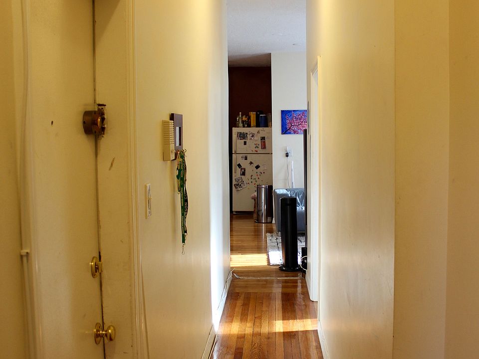 1st image of 447 Park Dr #1D1D