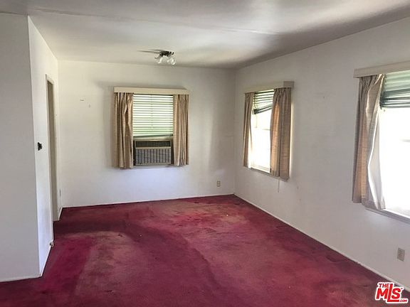 5th image of 2408 Hitchcock Dr