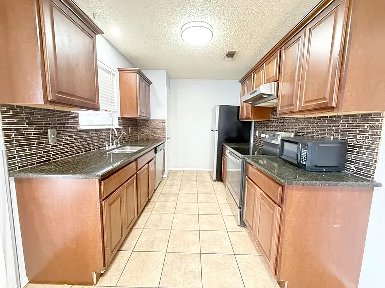 2 Star Cir — Photo 7